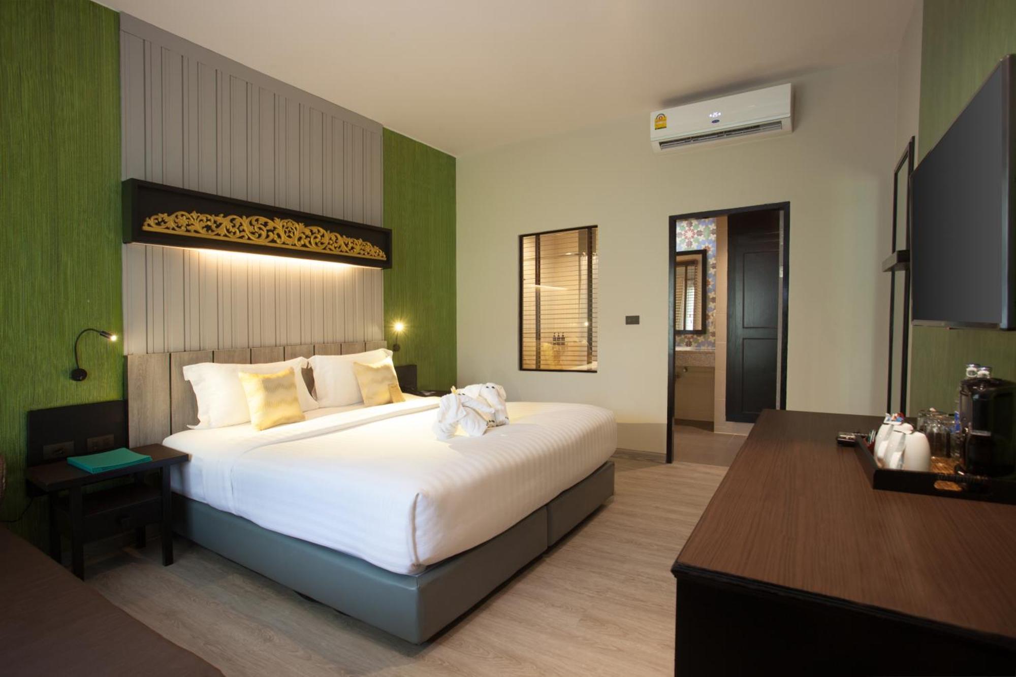 Deevana Patong Resort & Spa Esterno foto