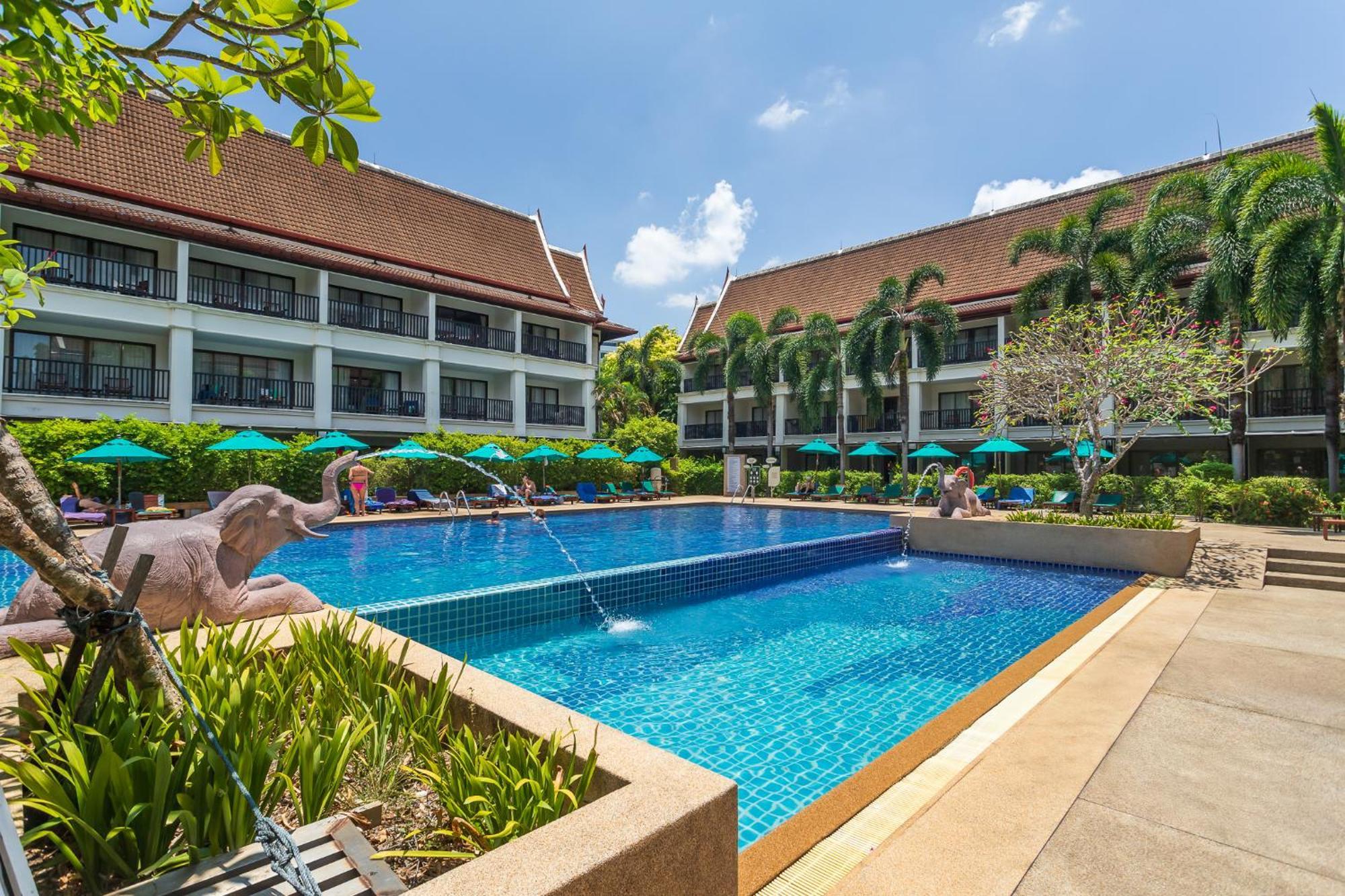 Deevana Patong Resort & Spa Esterno foto